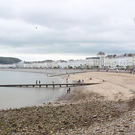 Central Llandudno, Private Parking Near To Beach, Pier & Shops Eksteriør bilde